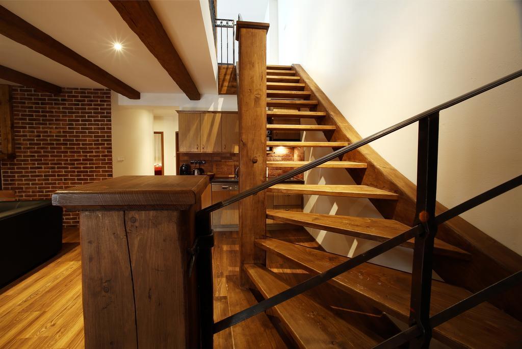 Apartments & Suites Zluta Hruska Plzen Ngoại thất bức ảnh
